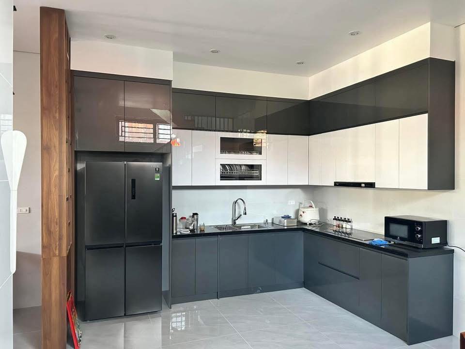 Đá đen Kim Sa lát bếp tạo không gian trang nhã Đá đen Kim Sa lát bếp tạo không gian trang nhã