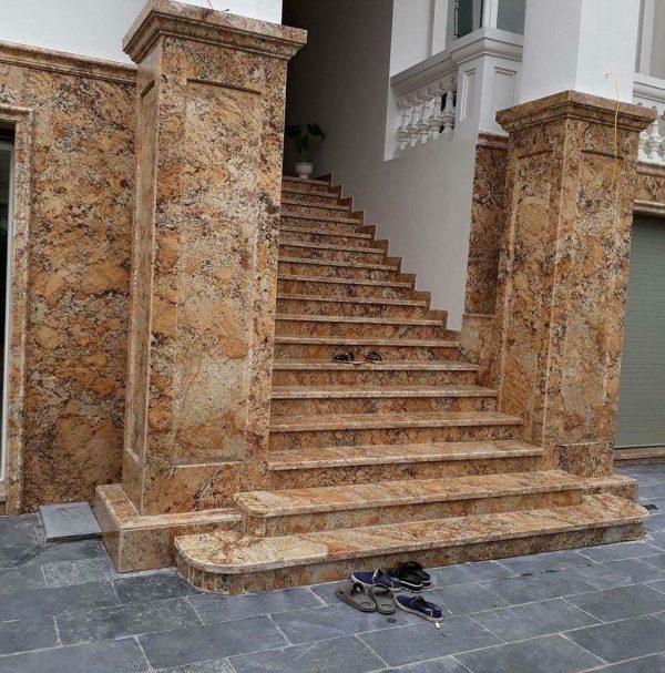Đá ốp mặt tiền màu vàng