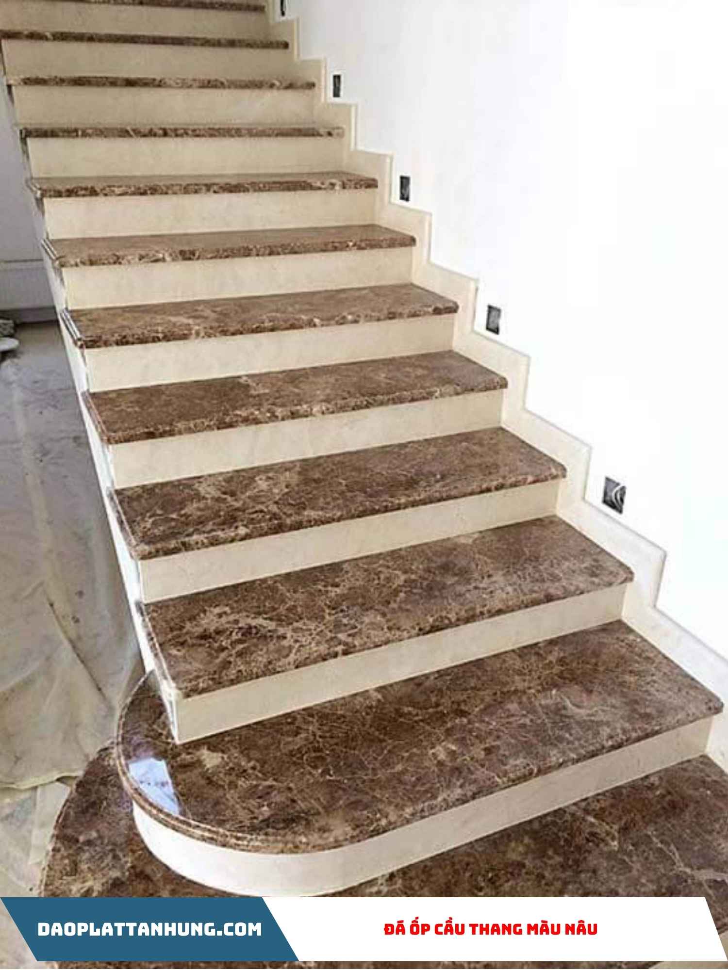 Đá ốp cầu thang màu nâu