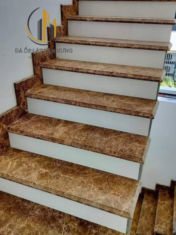 Cách tính chân tường nếu có