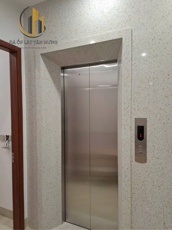 Đá ốp thang máy gia đình Terrazzo màu trắng